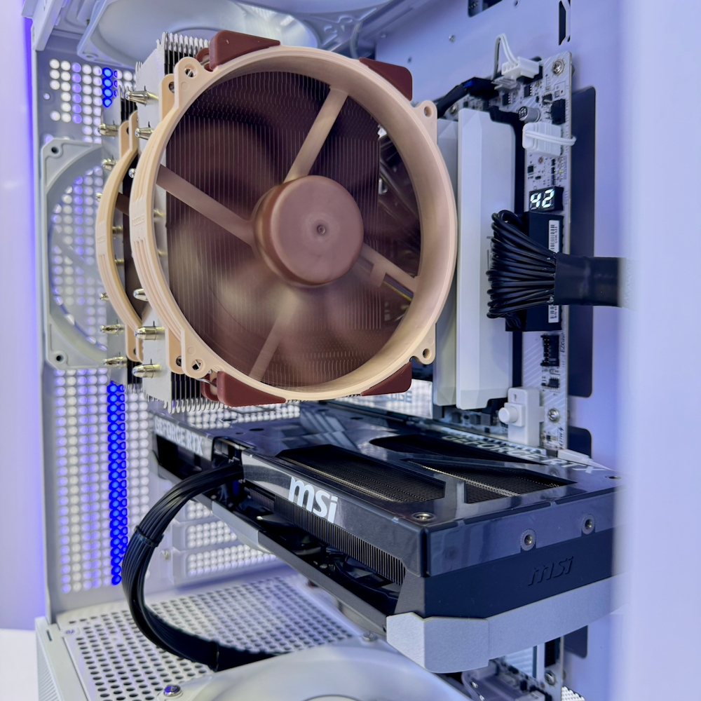 NK GM Moderate A40 Gaming PC CR05 : AMD Ryzen 7 9950X3D, GeForce RTX 5070 Ti, 64GB, 1TB