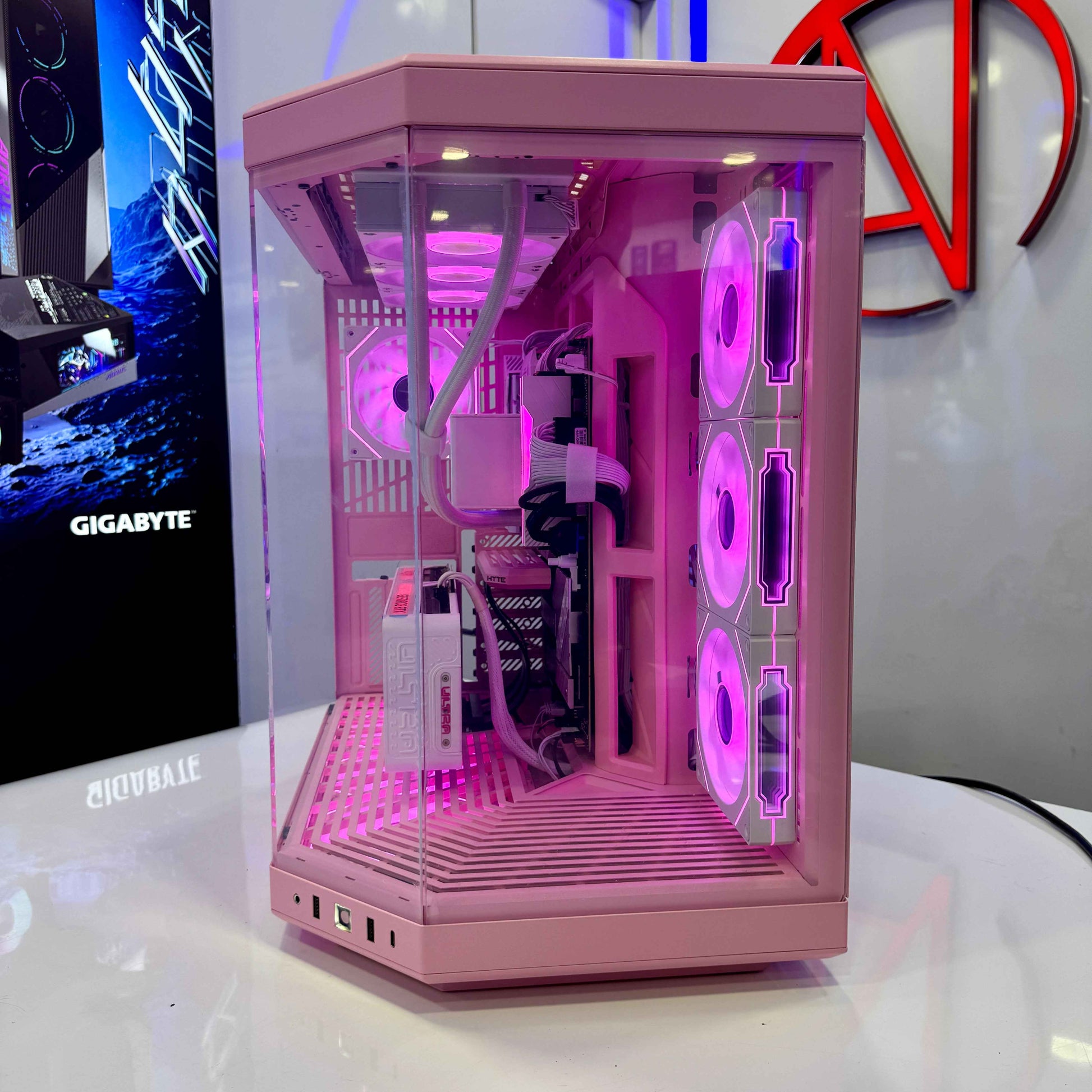 NK Gaming Machine Rhea AMD R7 N5070 32G1T CR001