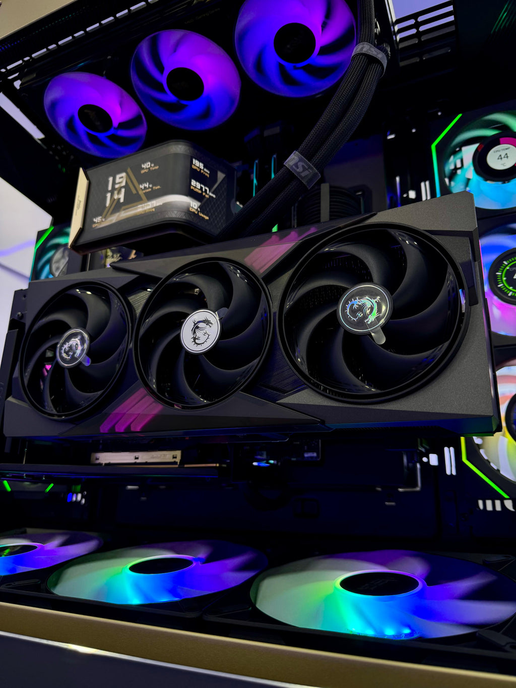 NK GM Serious I50 Gaming PC CR17 : Intel Ultra 9 285K, GeForce RTX 5090, 128GB, 4TB