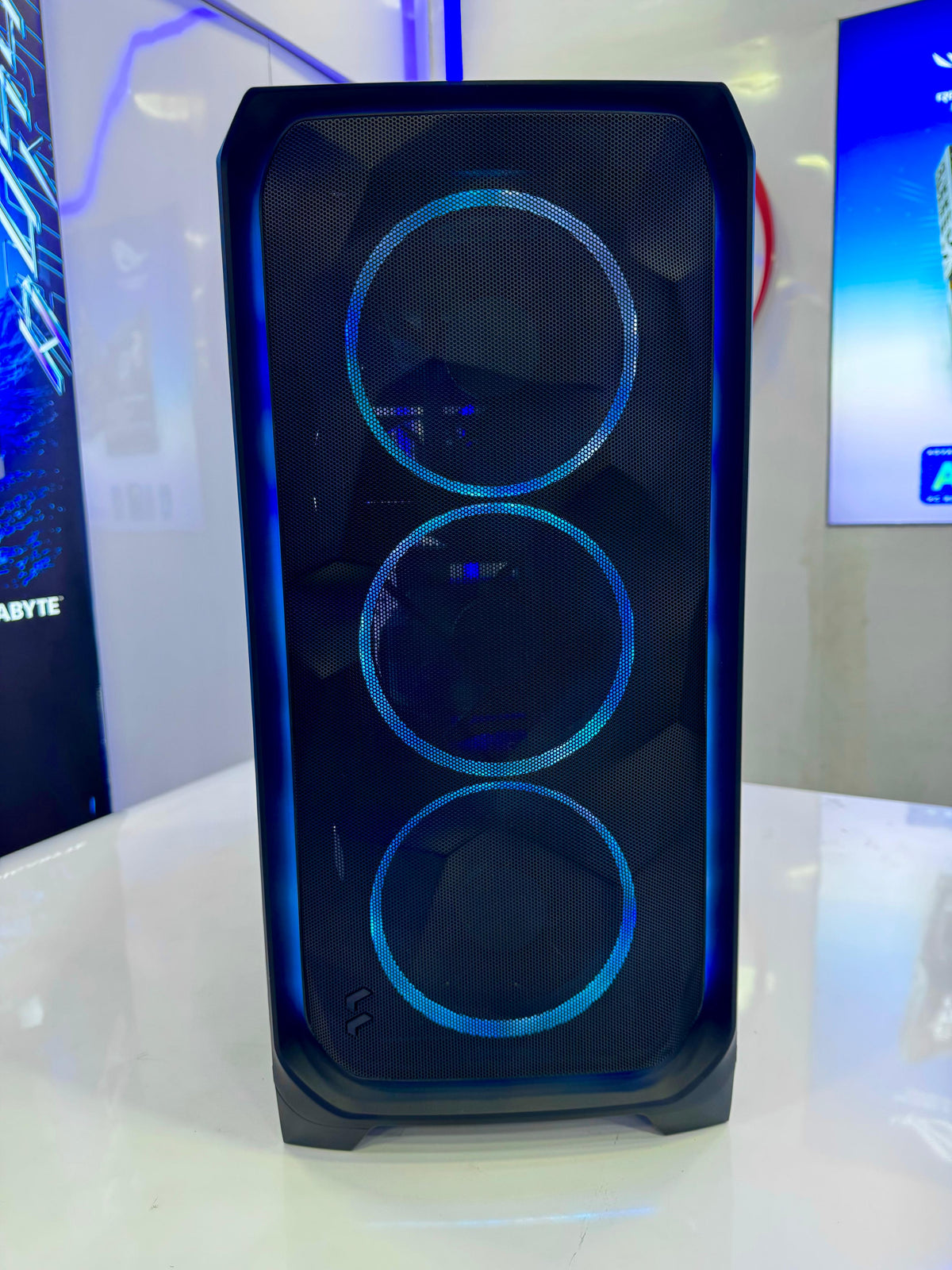 NK GM Serious A40 Gaming PC CR19 : AMD Ryzen 9 9950X3D, GeForce RTX 5080, 96GB, 2TB