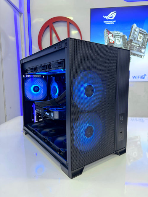 NK GM Moderate A30 Gaming PC CR06 : AMD Ryzen 7 7800X3D, GeForce RTX 5070, 32GB, 1TB