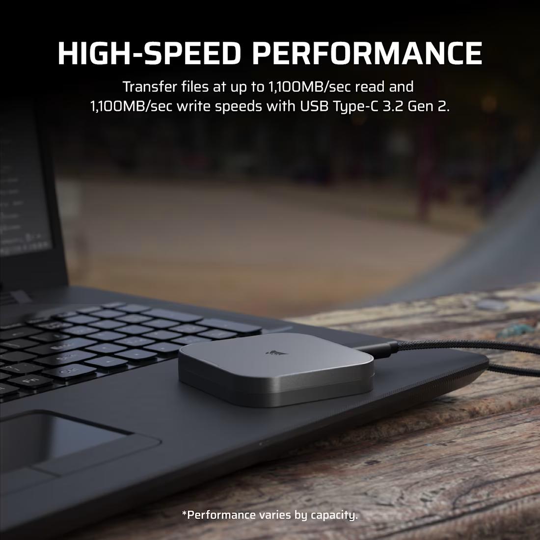 CORSAIR EX300U 4TB USB Type - C External SSD - 3 - Nano Komputer
