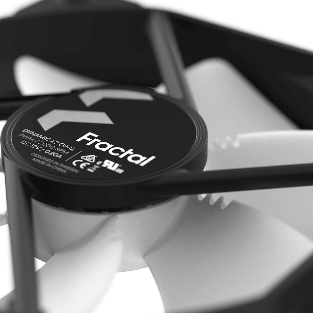 FRACTAL DESIGN Dynamic X2 GP-12 PWM-5-Nano Komputer