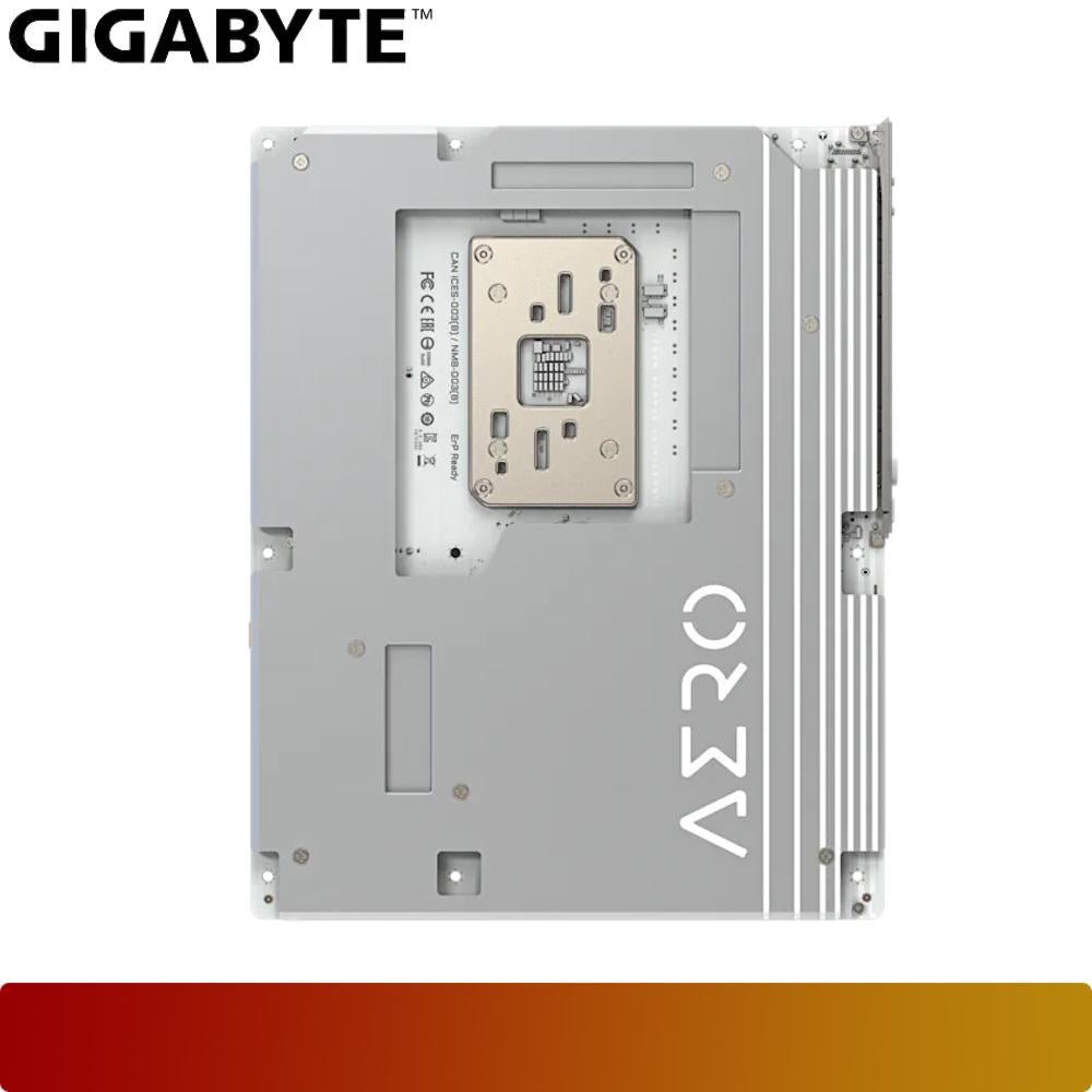 GIGABYTE X870E AERO X3D WOOD - 5 - Nano Komputer