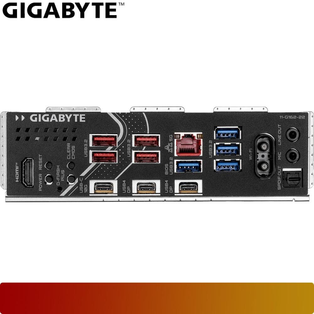 GIGABYTE X870E EAGLE X3D WIFI7-4-Nano Komputer