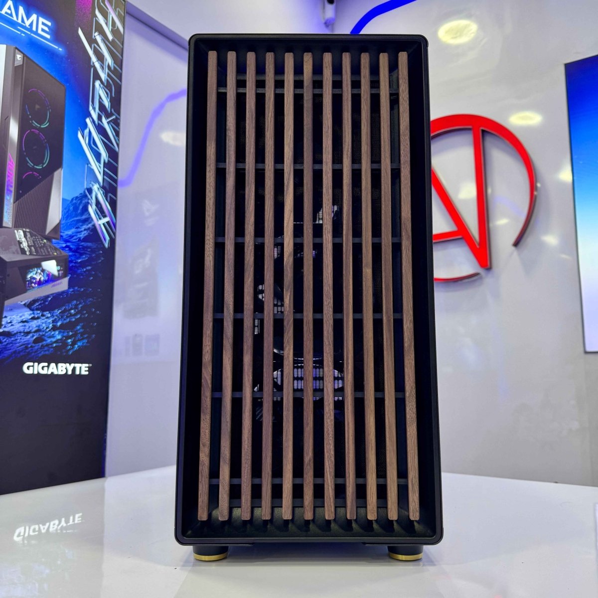 NK Gaming Machine Caliban AMD R9 N5080 32G4T CR004 - 2 - Nano Komputer